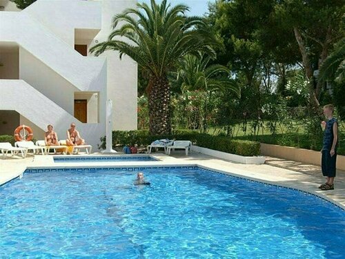 Sun Beach Resort, Book Resort Hotels in Felanitx with Parking, Parking