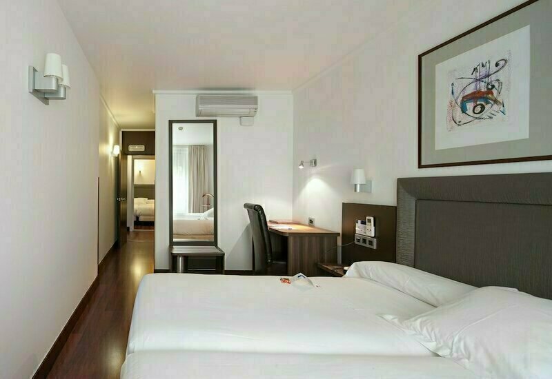 Hotel Yoldi Pamplona-Iruñea