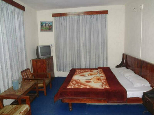 Hotel Diamond, Забронировать Отель Отели Модел-Таун с парковкой, Парковка