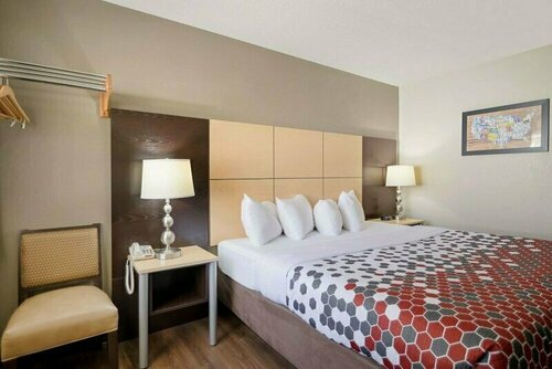 Econo Lodge Grand Forks near University, Забронировать Отель Гранд-Форкс штат Северная Дакота, рядом с Betty Engelstad Sioux Center
