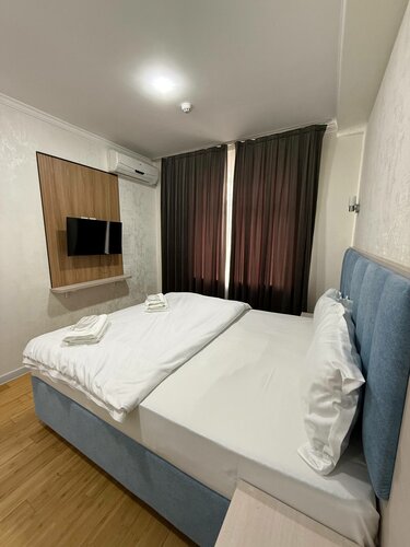 Grand Avenue Hotel, Prenota Hotel Hotel con piscina a Tashkent, Piscina