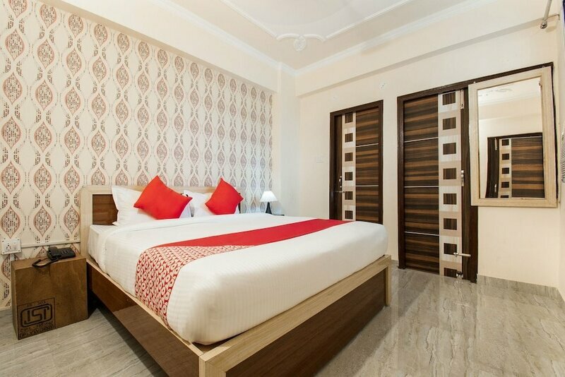 Magadh Palace Guest House @499couple friendly hourly stay available