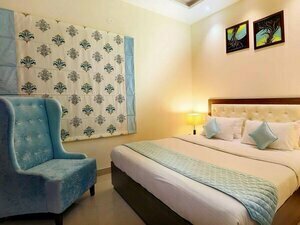 Oyo 1896 Hotel Rk Grande