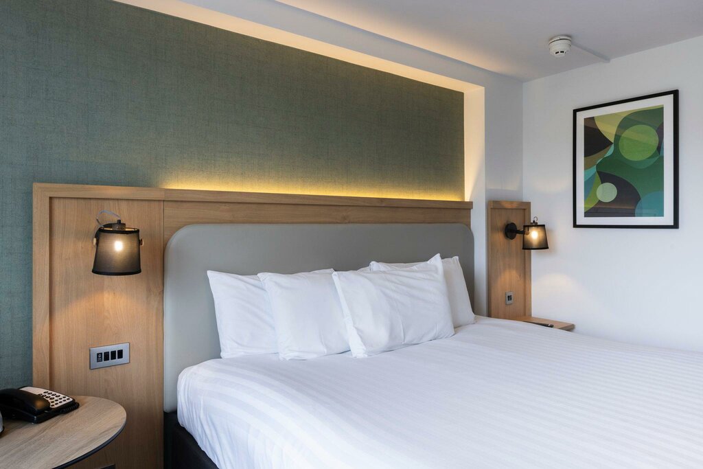 Holiday Inn