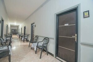 RedDoorz Syariah near Taman Rozeline Penajam, Book Hotel Hotels in Kalimantan with Parking, Parking