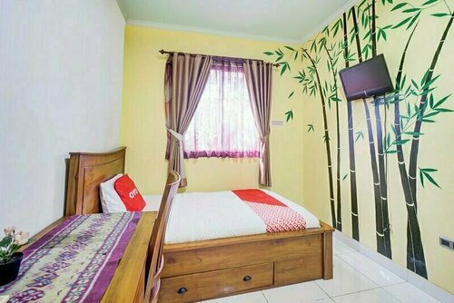 Hotel O Sabda Guest House, Prenota Affittacamere Hotel a Jakarta Province con piscina, Piscina