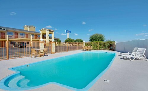 Baymont by Wyndham Terrell, Забронировать Отель Террелл Dallas - Fort Worth Metropolitan Area