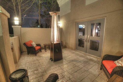 Doubletree Suites by Hilton at The Battery Atlanta, Prenota Hotel Marietta Georgia