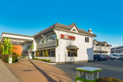 Best Western Capilano Inn & Suites, Rezervasyon Otel North Vancouver Bölgesi 