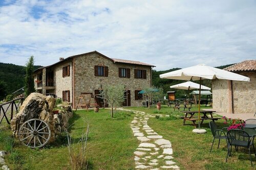 Agriturismo Villa Martis, Забронировать Вилла Коттеджи Пассиньяно-суль-Тразимено, Коттедж