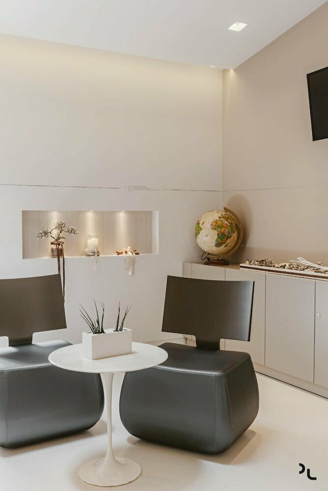 The Monaco White