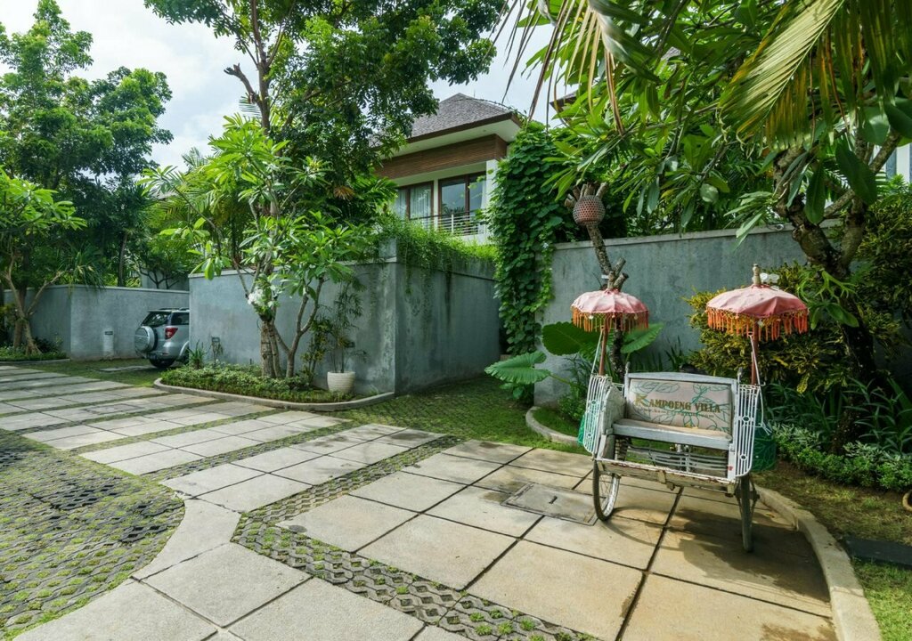 Villa