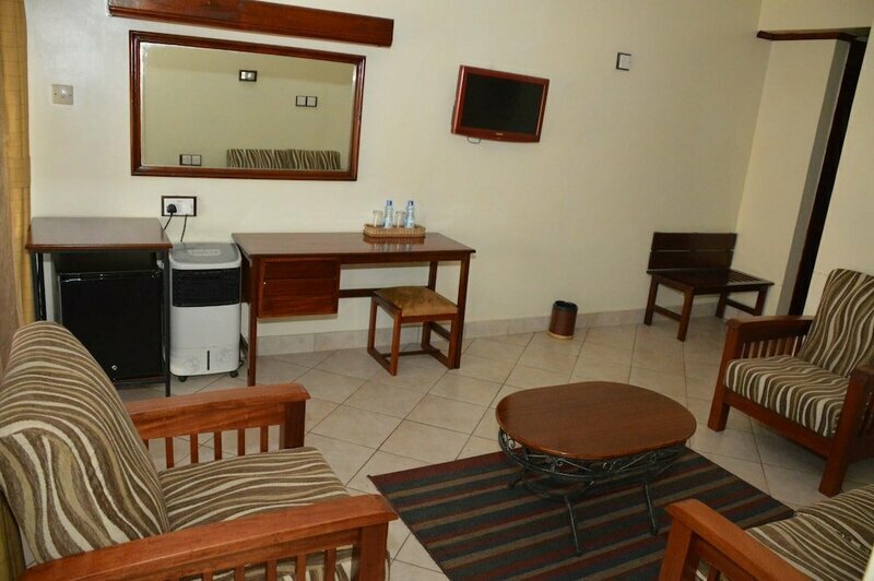 Mayhouse 680 Hotel