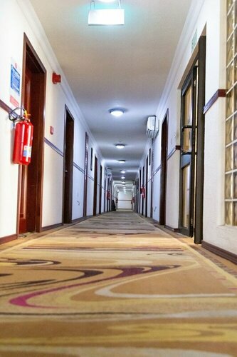 Sunlodge Hotel, Забронировать Отель Tesano Аккра