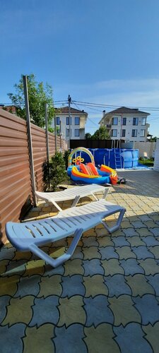 Алуна, Забронировать Гостевой дом Отели городского округа Геленджика с парковкой, Парковка
