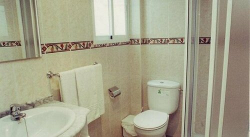 Hostal Mary Tere, Забронировать Хостел Салобренья Коста-Тропикаль