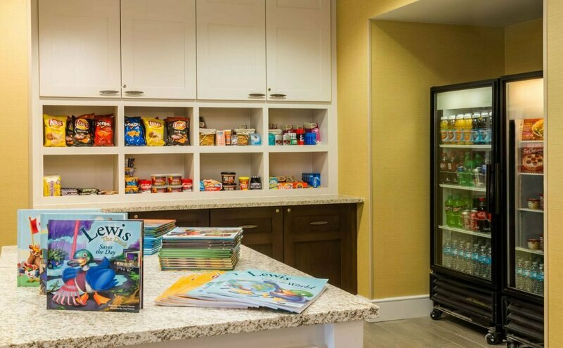 Homewood Suites by Hilton St. Louis Riverport - Airport West