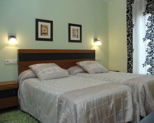 Hotel HC Sigüenza, Забронировать Отель Сигуэнса 