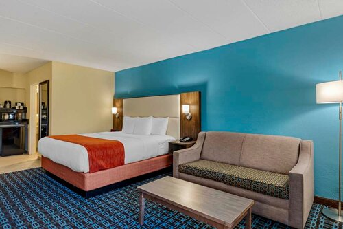 Comfort Inn North Shore Danvers, Rezerwuj Hotel Hotele w New England z basenem, Basen