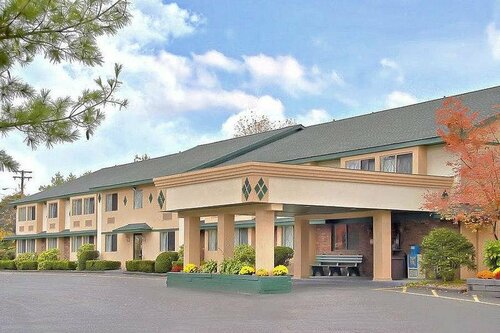 Americas Best Value Inn New Paltz, Rezervați Mini-hotel New Paltz Ulster County