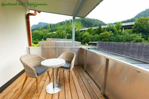 Genuss-Pension Herti, Prenota Affittacamere Hotel a Stiria con parcheggio, Parcheggio