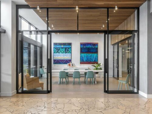 The Johnson Brisbane - Art Series, Забронировать Отель Отели Брисбна с парковкой, рядом с Пресвитерианская церковь Св. Павла, Парковка