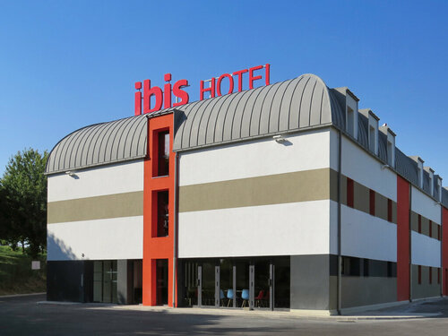 ibis Soissons, Забронировать Отель Отели Суасон с парковкой, рядом с Chateau des Fosses, Парковка