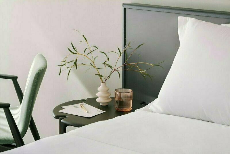 Testaccio Hotel, Sonder
