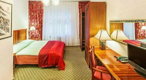 Hotel Grand, Rezerwuj Hotel Doksy Macha Lake