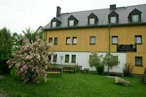 Hotel & Restaurant Danelchristelgut, Book Hotel Lauter Ore Mountains