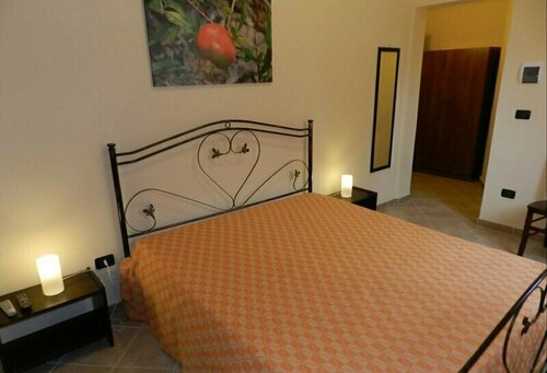I Giardini di Demetra B&B, Rezerwuj Bed and Breakfast Hotele w Galatone z parkingiem, Parking