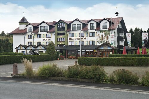 Best Western Hotel Brunnenhof, Забронировать Отель Вайберсбрунн Шпессарт
