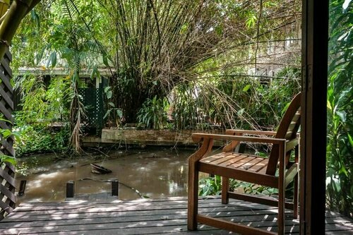 House By The Pond, Забронировать Отель Отели Бангкока с бассейном, рядом с Ресторан Cabbages &amp; Condoms, Бассейн