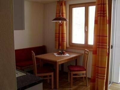 Gästehaus Hausberger, Book Hotel Hoteller i Vorarlberg med parkering, Parkering