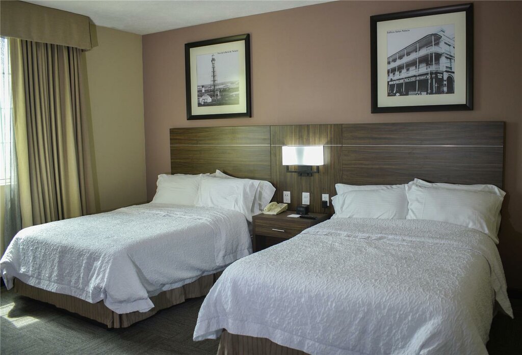 Hampton Inn by Hilton Tampico Zona Dorada