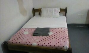 Evening Dew Guest Palour, Prenota Affittacamere Hotel a Nairobi con parcheggio, Parcheggio
