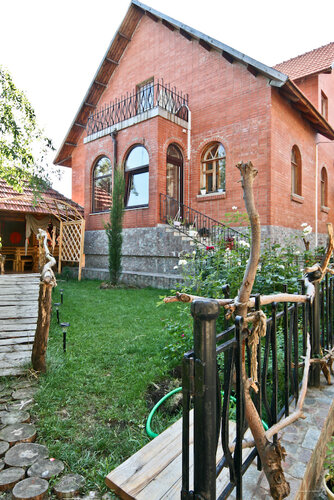 Guest House Na Andreyevskom, Забронировать Гостевой дом Отели в центре Феодосии, в центре