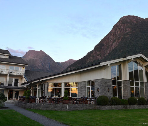 Rosendal Fjordhotel, Брондау Қонақ үй Rosendal 