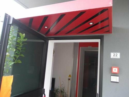 Scacco Rosso, Book Hotel Sant'Egidio alla Vibrata 