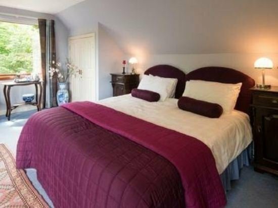 Burnbank B&b