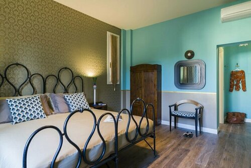 Frími Boutique Rooms b&b, Забронировать Отель «постель и завтрак» Отели Флоренции с парковкой, рядом с Флорентийский баптистерий, Парковка