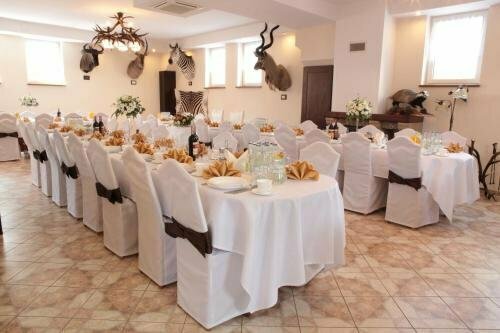 Hotel Alta, Rezervați Hotel Brzozow 