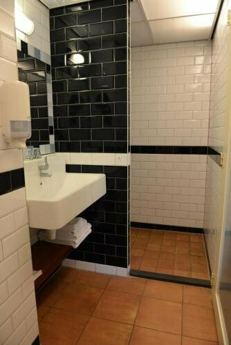 Bed & Bos de 14 Sterren, Book Hotel Den Burg 