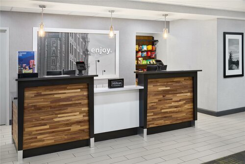 Hampton Inn and Suites Parsippany/North, Забронировать Отель Отели Нью-Джерси 3 звезды, 3*