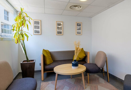 B&B HOTEL Cannes La Bocca Plage, Забронировать Отель «постель и завтрак» Канны Приморские Альпы
