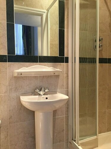 Brompton Hotel, Забронировать Отель Лондон Большой Лондон, рядом с Эрлс Корт