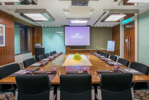 Crowne Plaza New Delhi Okhla by IHG, Забронировать Отель Нью-Дели Национальный столичный округ Дели