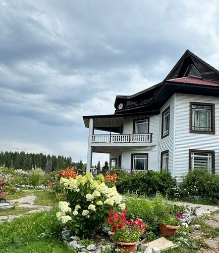 Yelovy Mys Guest house, Boek Pension Nyazepetrovsk Chelyabinsk
