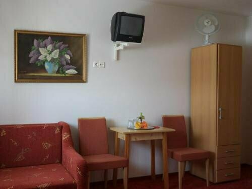 Herkules Panzió, Prenota Hotel Hotel economici a Western Transdanubia
