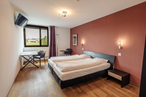 Jura Sport & Spa Resort, Prenota Resort Hotel resort a Canton Berna, Resort